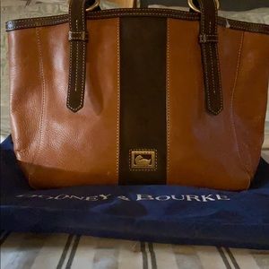 Dooney & Bourke East West Skylar Tote